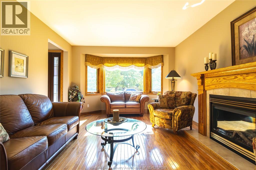 6335 Ainslie Avenue, Lakeshore, Ontario  N0P 1J0 - Photo 13 - 26012725
