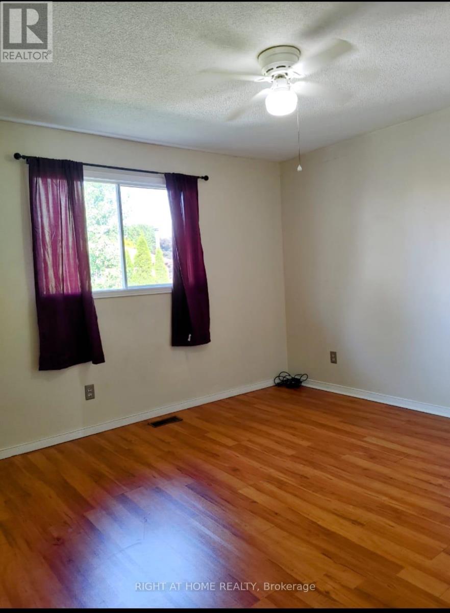 A - 7 Porritt Street, Barrie (Ardagh), Ontario  L4N 6Y5 - Photo 14 - S13223740