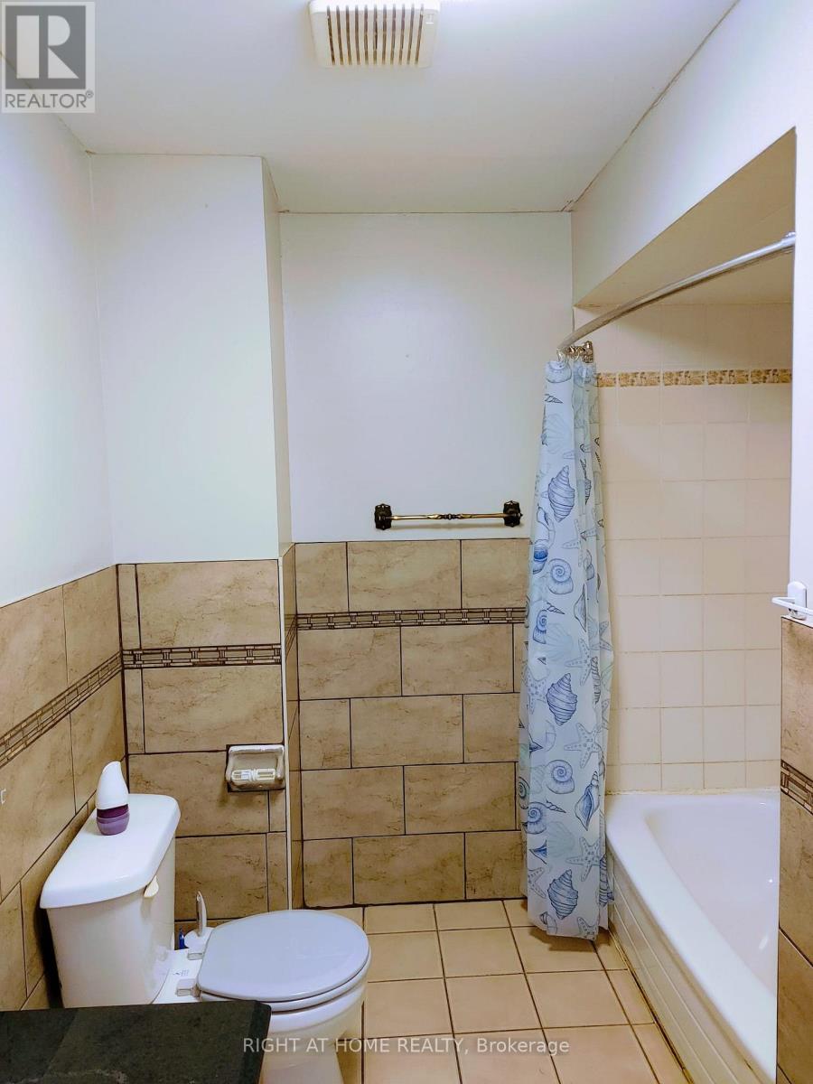A - 7 Porritt Street, Barrie (Ardagh), Ontario  L4N 6Y5 - Photo 19 - S13223740