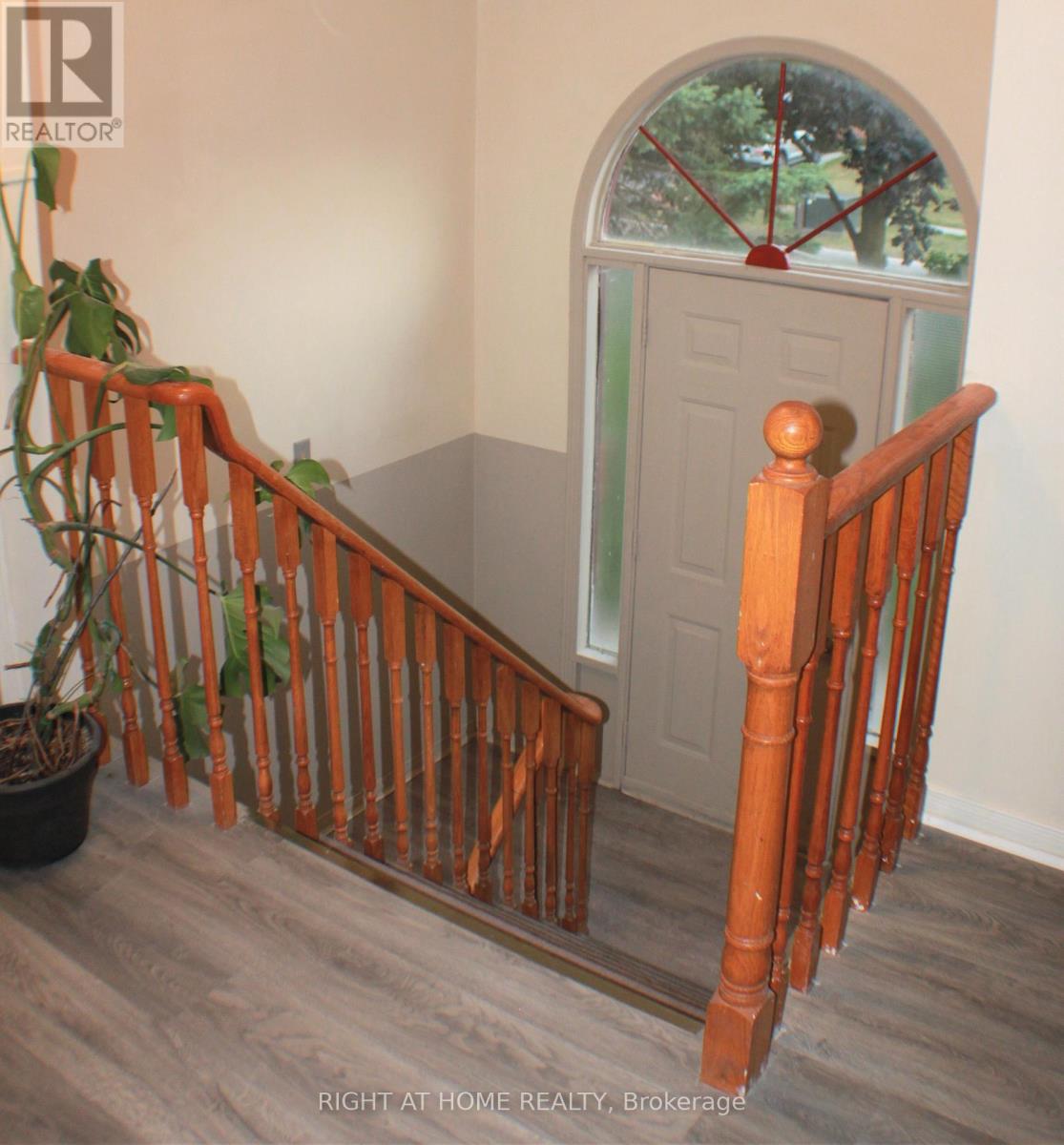 A - 7 Porritt Street, Barrie (Ardagh), Ontario  L4N 6Y5 - Photo 21 - S13223740