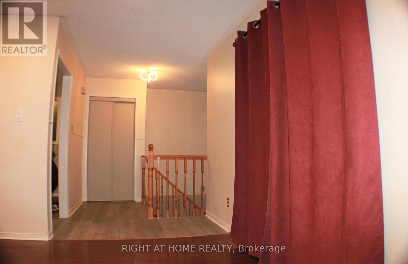 A - 7 Porritt Street, Barrie (Ardagh), Ontario  L4N 6Y5 - Photo 7 - S13223740