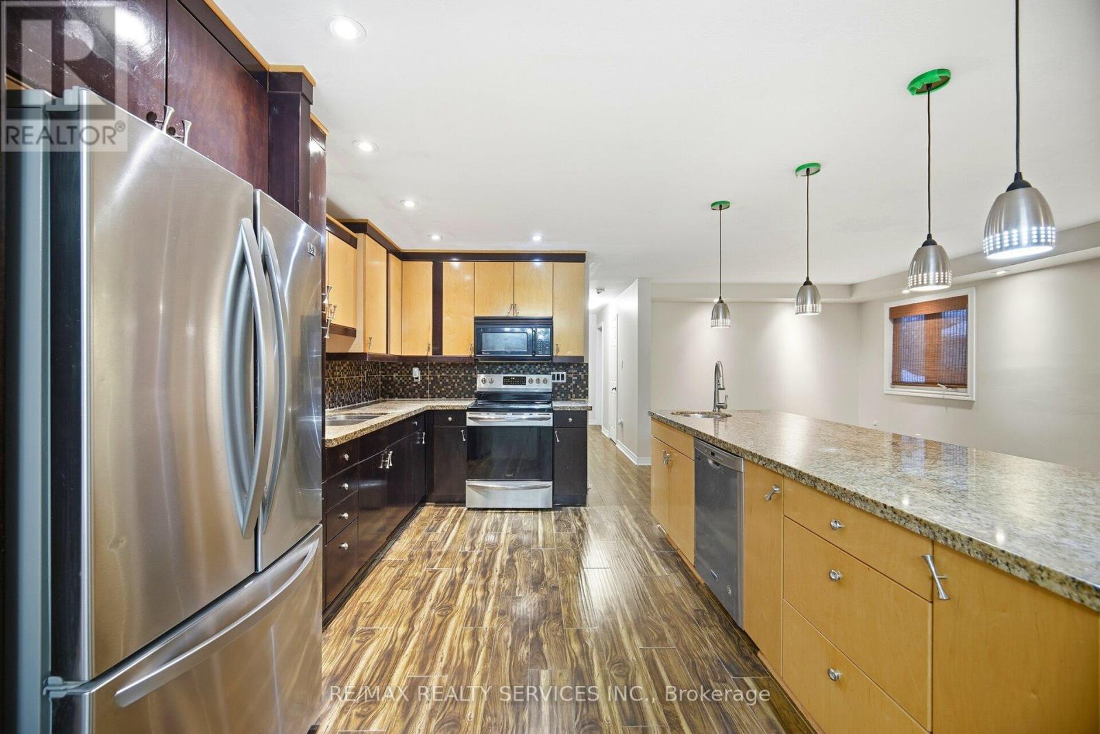 514 Grove Street E, Barrie (Grove East), Ontario  L4M 5Z2 - Photo 13 - S13223812