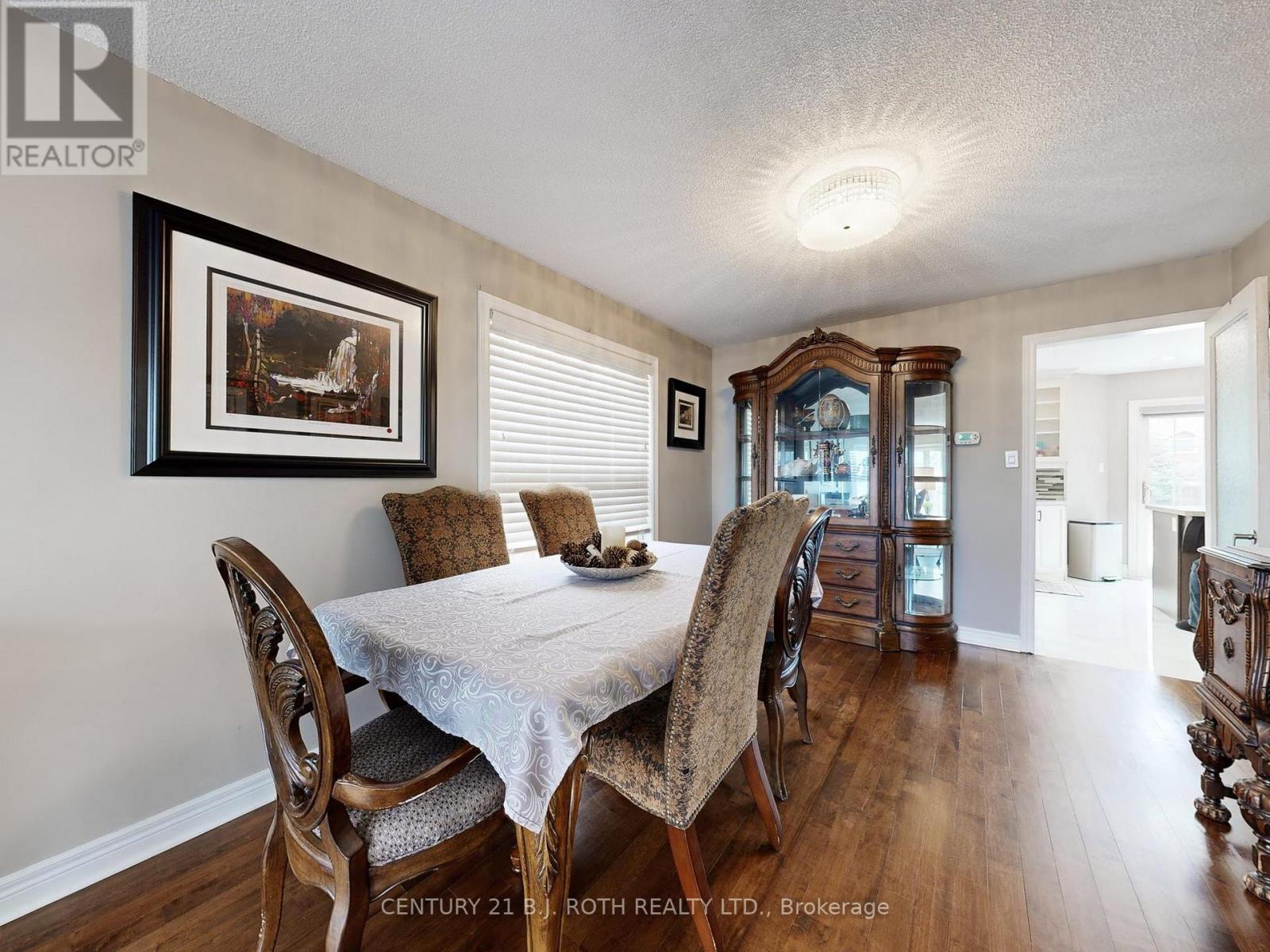 14 Round Leaf Court, Barrie (Holly), Ontario  L4N 9N3 - Photo 9 - S13223936
