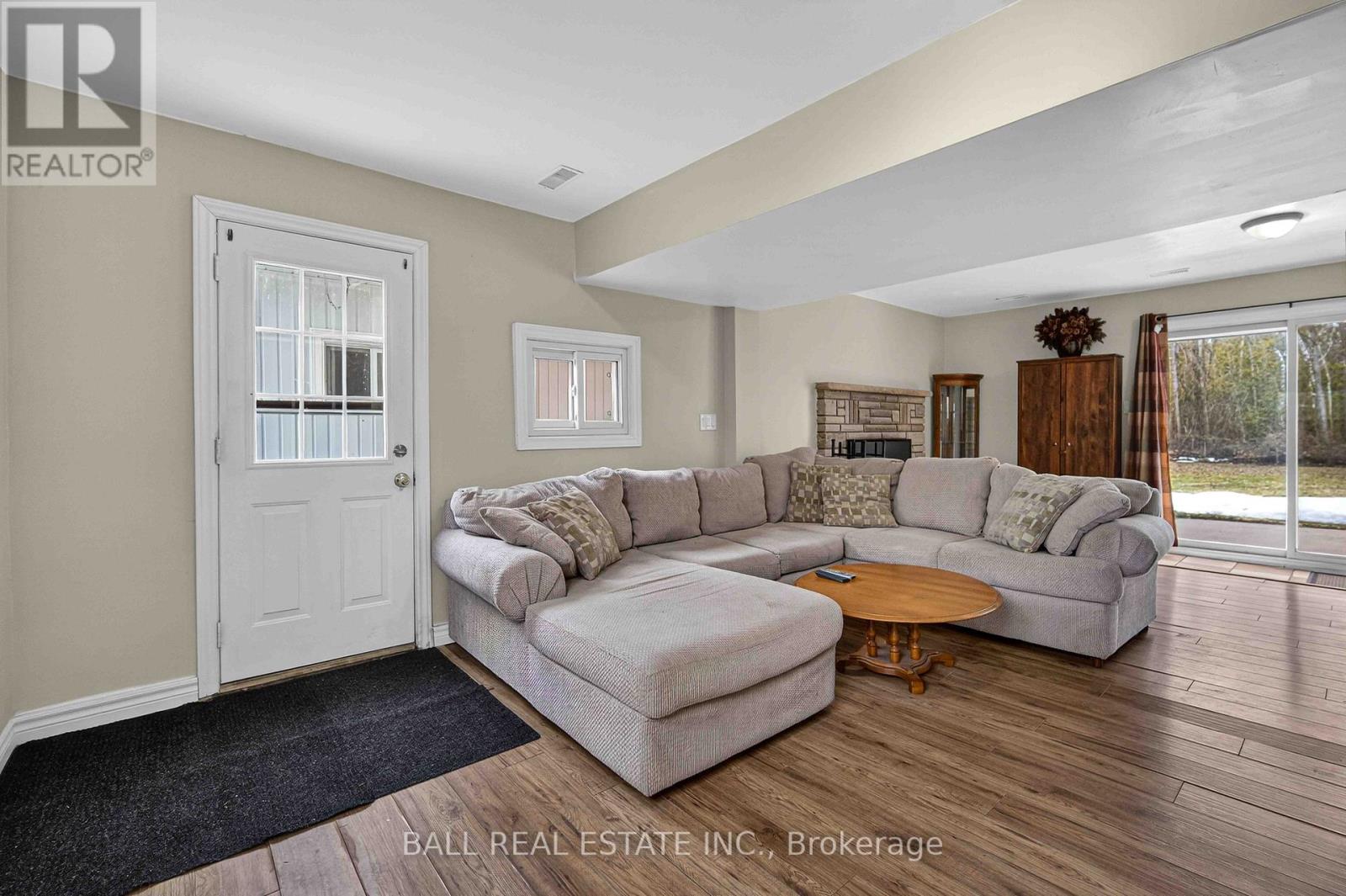 166 Victoria Drive, Kawartha Lakes, Ontario  K0M 1G0 - Photo 19 - X12952296