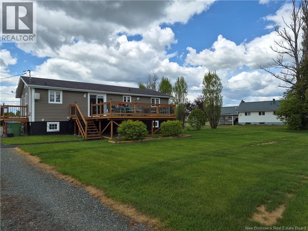 56 Centennial, Plaster Rock, New Brunswick  E7G 1H5 - Photo 4 - NB131587