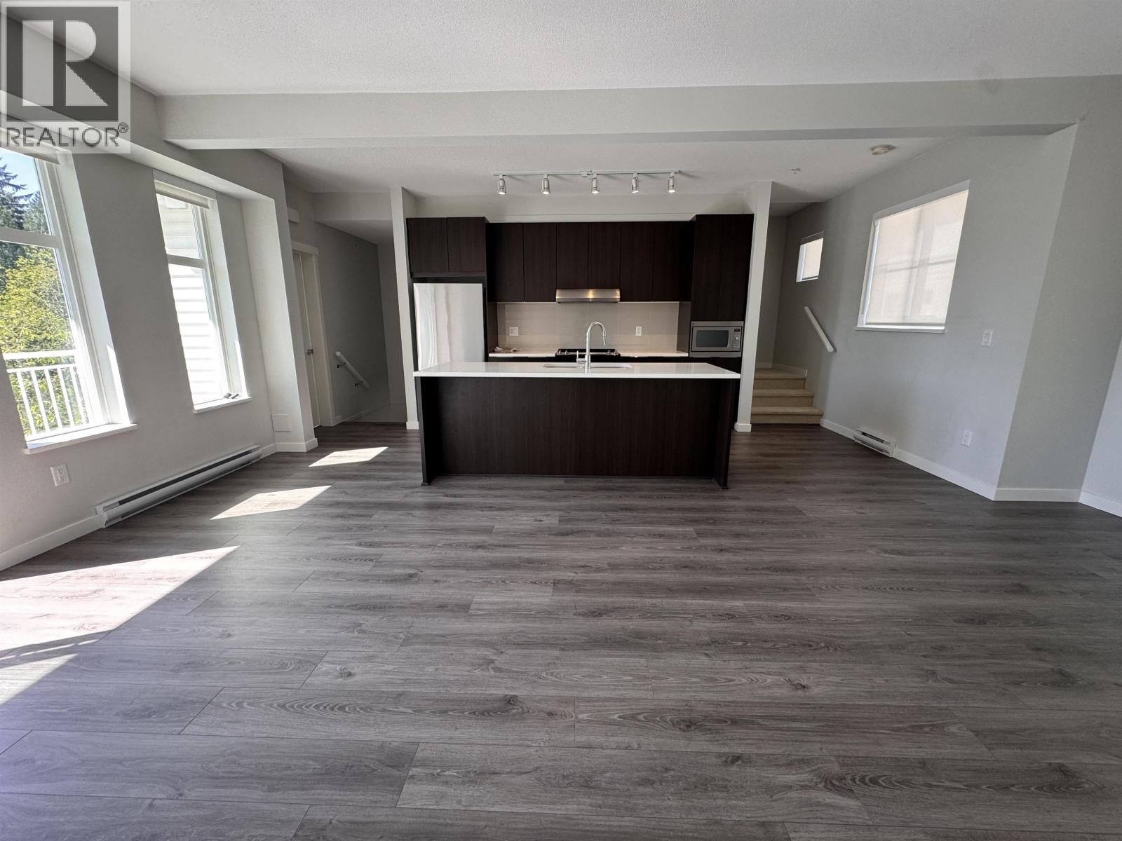 2410 11280 Pazarena Pl, Maple Ridge, British Columbia  V2X 9H8 - Photo 8 - R3113880