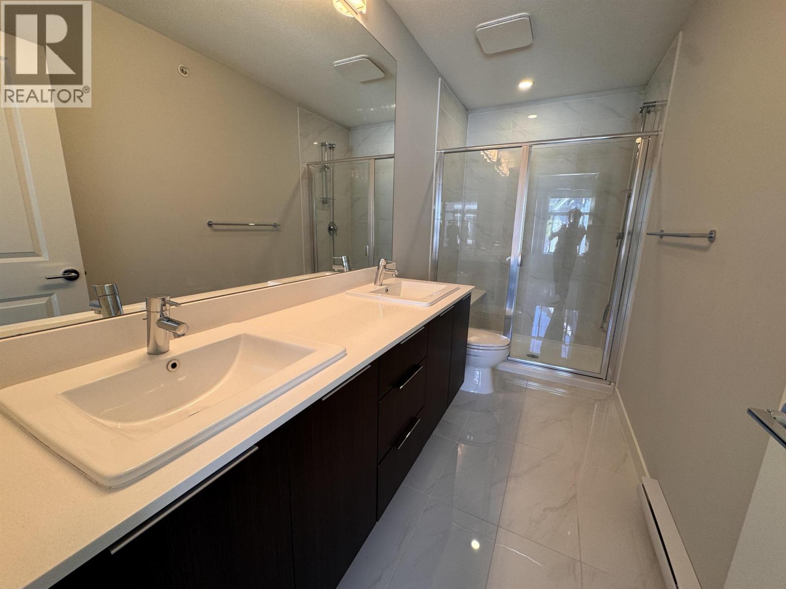 2410 11280 Pazarena Pl, Maple Ridge, British Columbia  V2X 9H8 - Photo 18 - R3113880