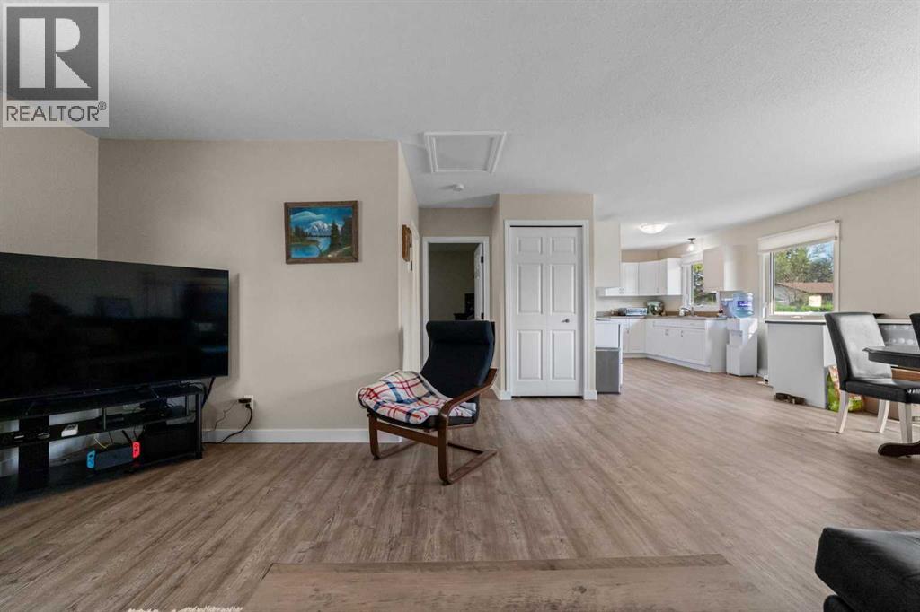 5302 49 Street, Daysland, Alberta  T0B 1A0 - Photo 12 - A2316436