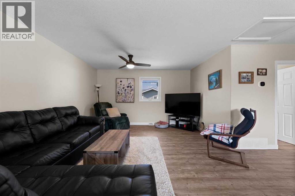 5302 49 Street, Daysland, Alberta  T0B 1A0 - Photo 10 - A2316436