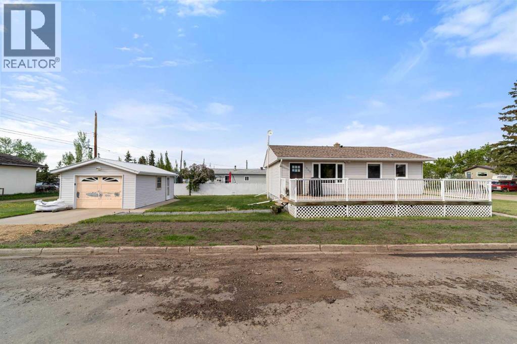 5302 49 Street, Daysland, Alberta  T0B 1A0 - Photo 3 - A2316436