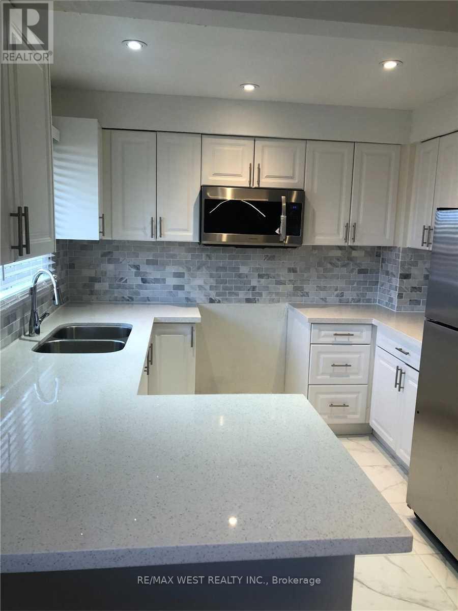8 - 2295 Marine Drive, Oakville, Ontario  L6L 1C2 - Photo 8 - W13223784