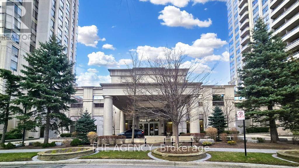 226 - 25 Kingsbridge Garden Circle, Mississauga, Ontario  L5R 4B1 - Photo 2 - W13223790