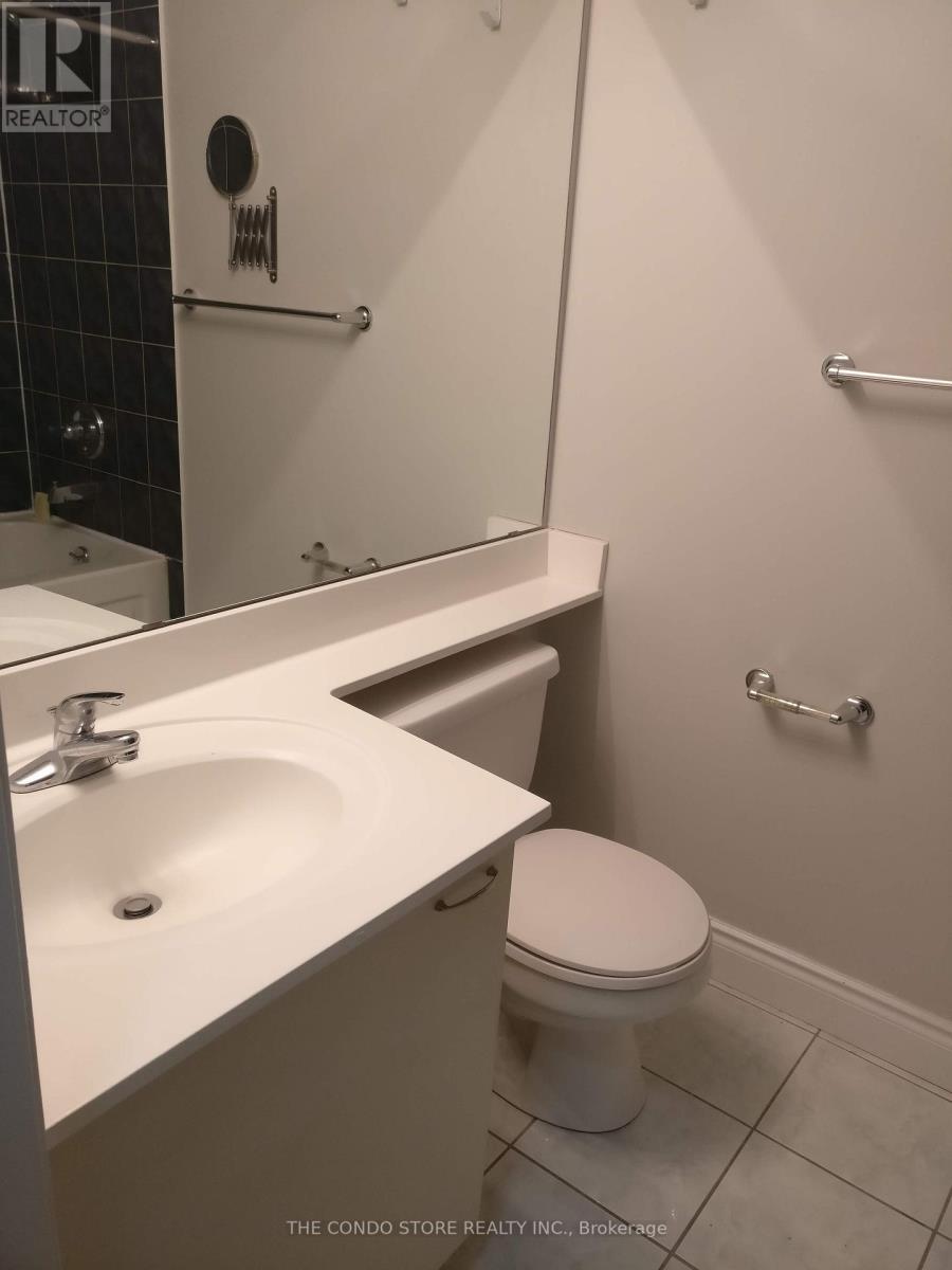 1709 - 220 Burnhamthorpe Road, Mississauga, Ontario  L5B 4N4 - Photo 7 - W13223962