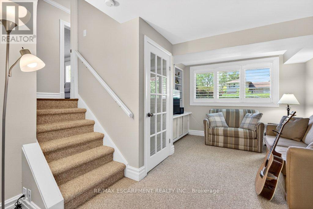 4008 Apple Valley Lane, Burlington, Ontario  L7L 1E7 - Photo 26 - W13223978