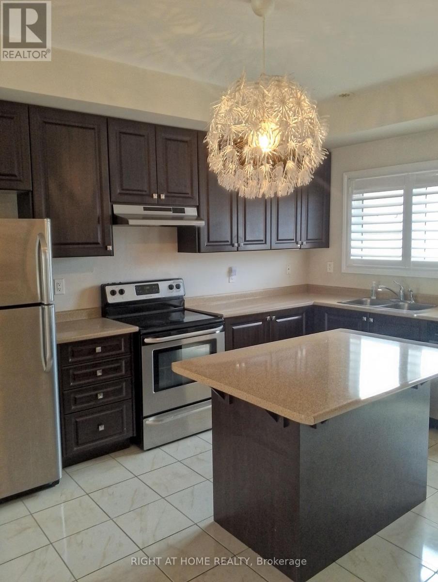 4 - 32 ASPEN HILLS ROAD, Brampton, Ontario