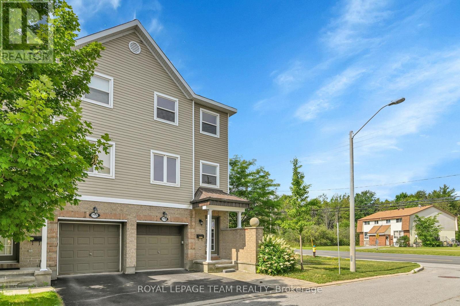 774 Sanibel Private, Ottawa, Ontario  K2H 0A8 - Photo 3 - X13224064
