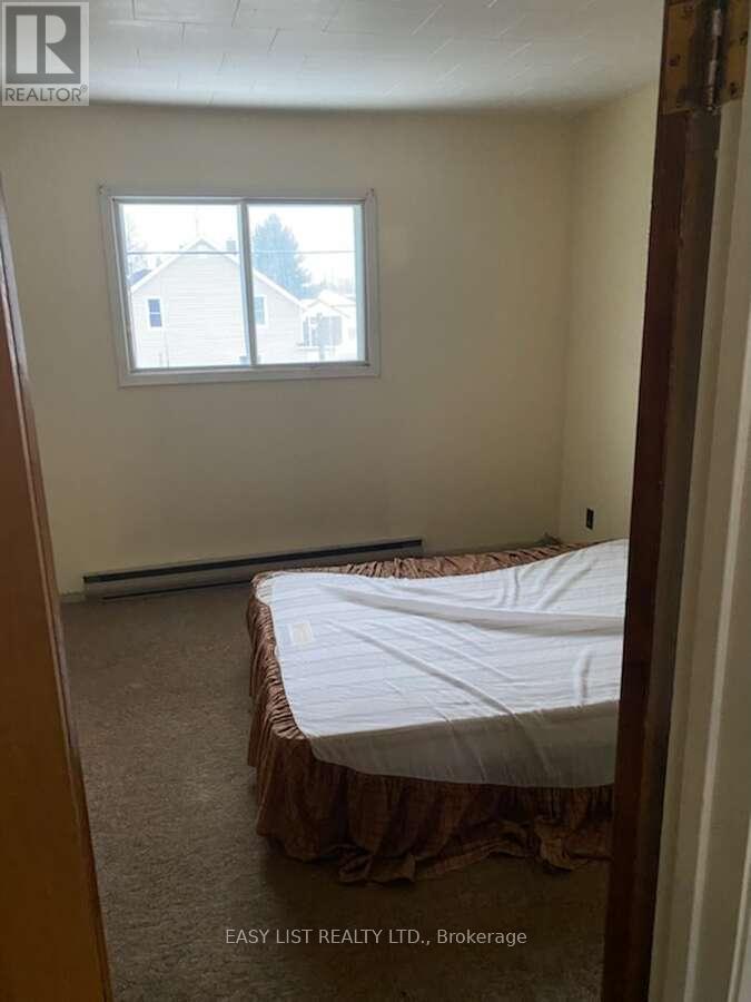 106 Quebec Street, Schreiber, Ontario  P0T 2A0 - Photo 28 - X13223892