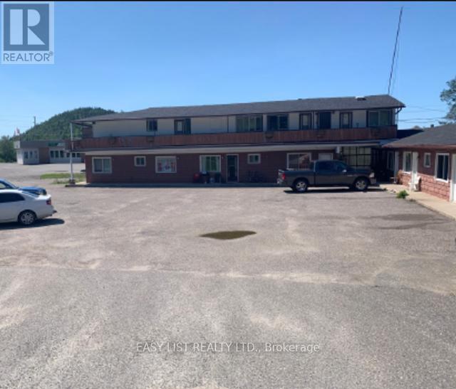 106 Quebec Street, Schreiber, Ontario  P0T 2A0 - Photo 3 - X13223892
