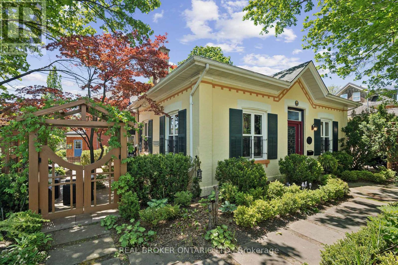 38 Kirkland Street, Guelph, Ontario  N1H 4X9 - Photo 7 - X13223932