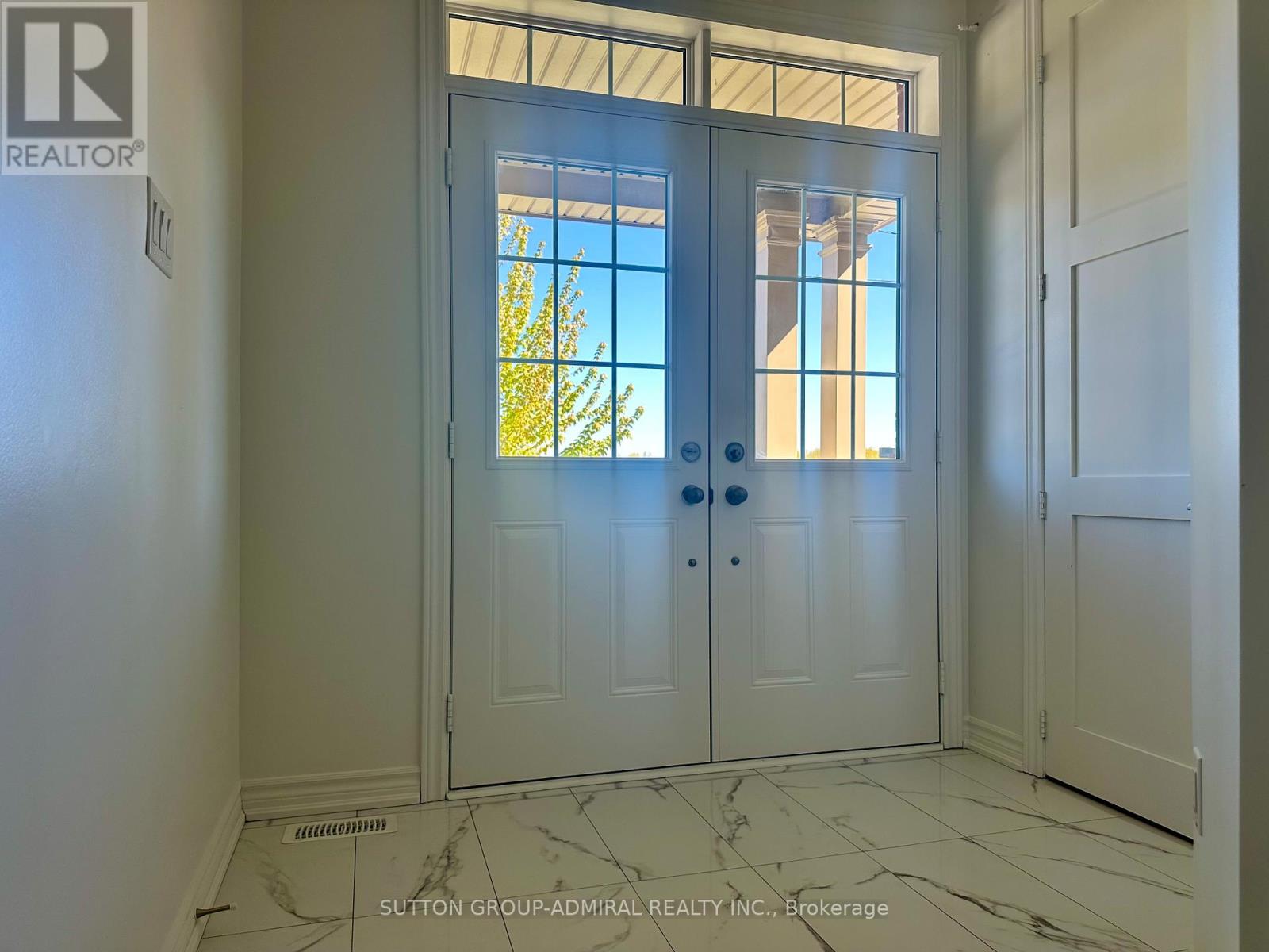 949 Line 9 Road, Niagara-On-The-Lake, Ontario  L0S 1J0 - Photo 3 - X13223984