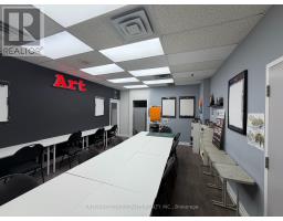 UNIT 302 - 5460 YONGE STREET, Toronto, Ontario