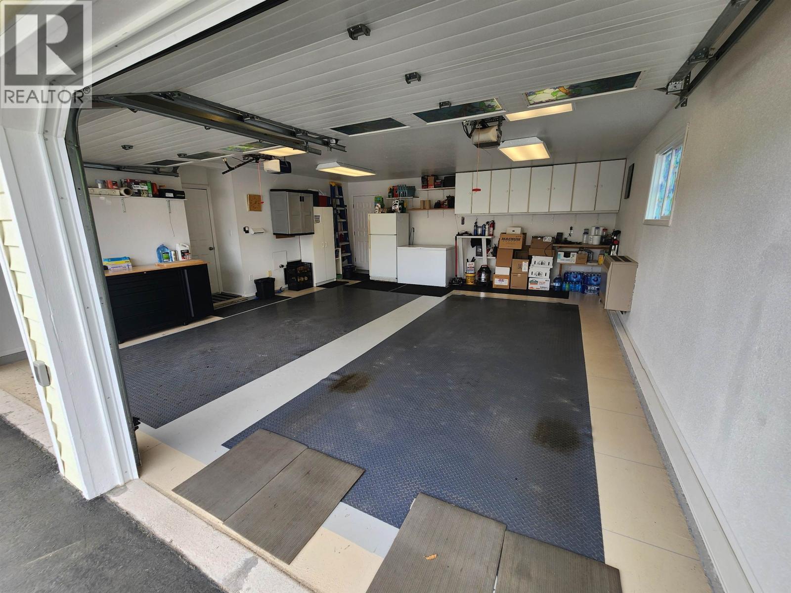3819 Brentwood Place, Mount Alder, British Columbia  V2K 3Y1 - Photo 35 - R3130334