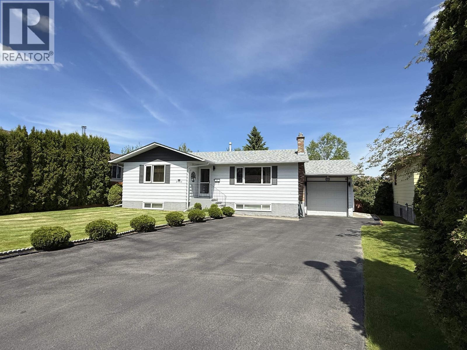2566 Coyle Street, Prince George, British Columbia  V2N 3Y6 - Photo 1 - R3130229