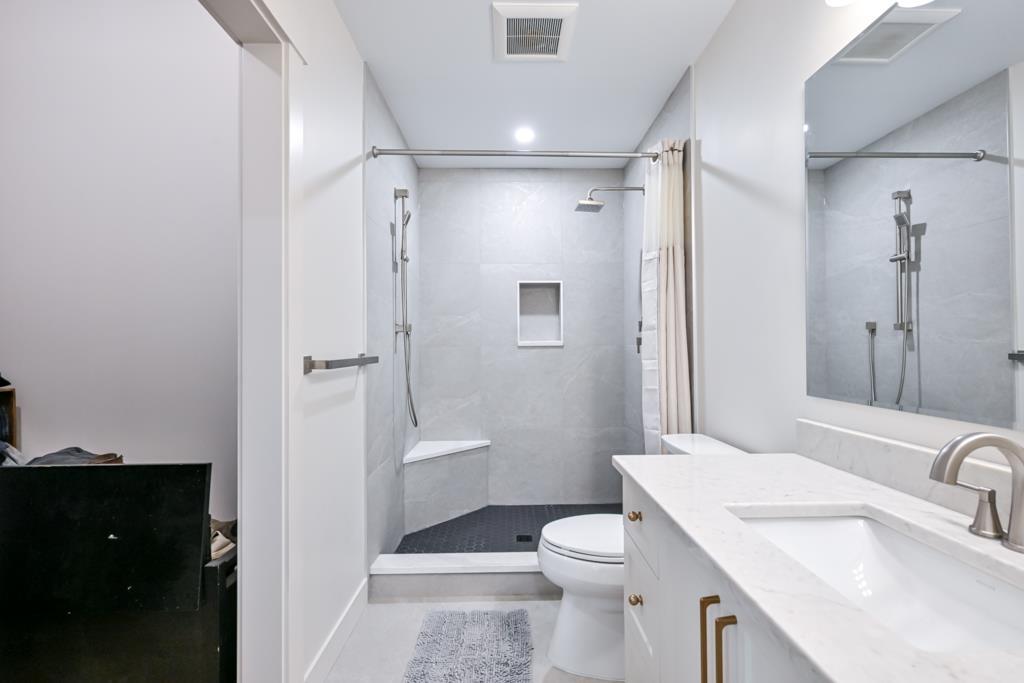 9933 Watt Street, Mission, British Columbia  V2V 0B6 - Photo 12 - R3129985