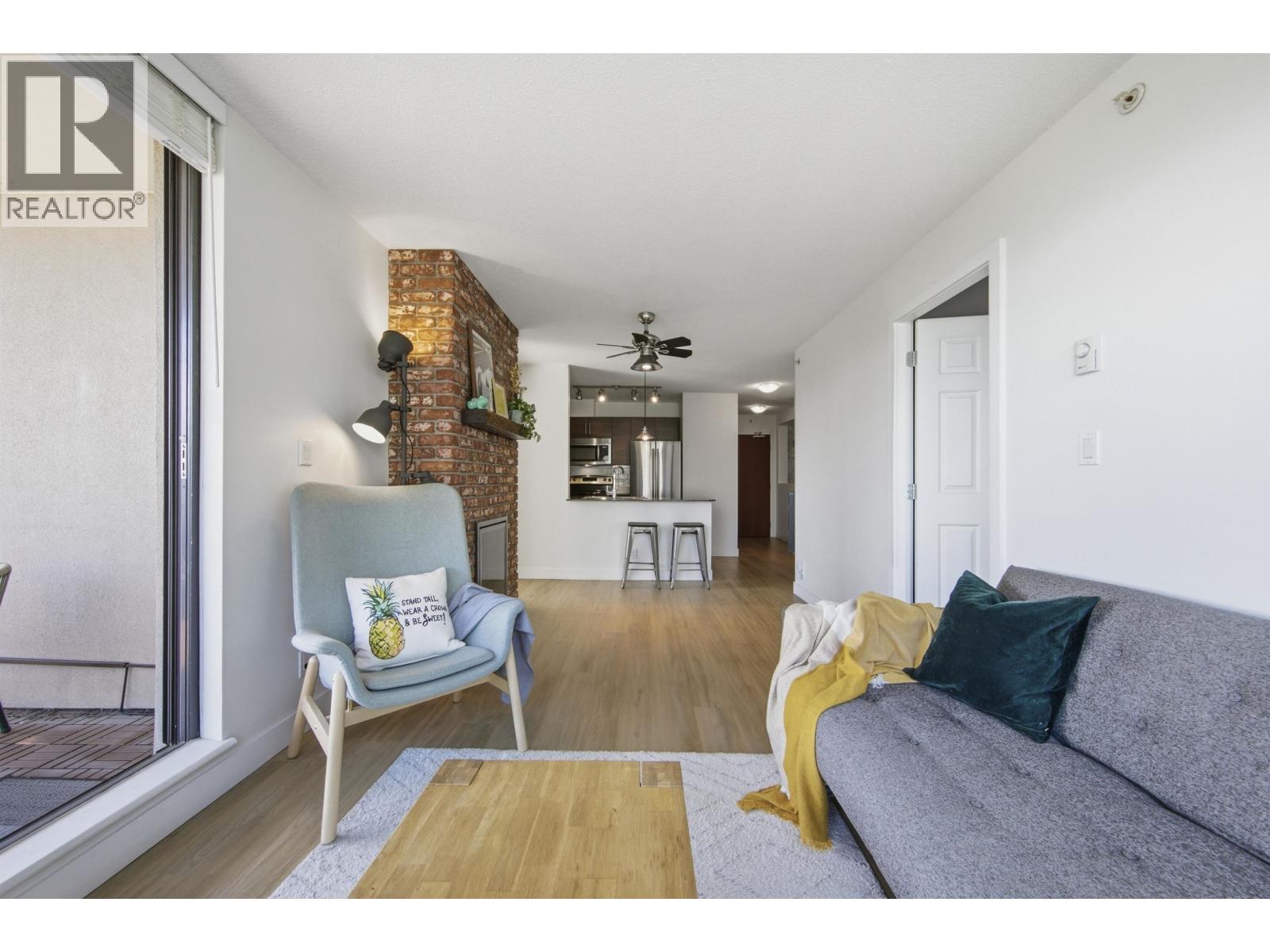 1007 833 Agnes Street, New Westminster, British Columbia  V3M 0B1 - Photo 4 - R3130172