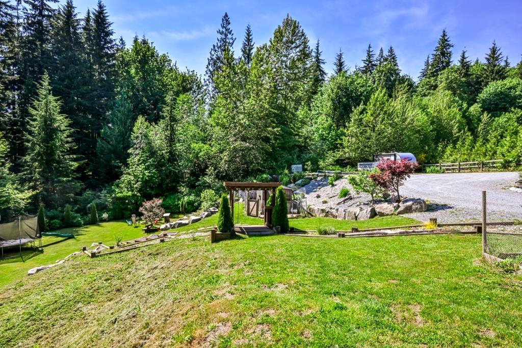 9933 Watt Street, Mission, British Columbia  V2V 0B6 - Photo 40 - R3129985