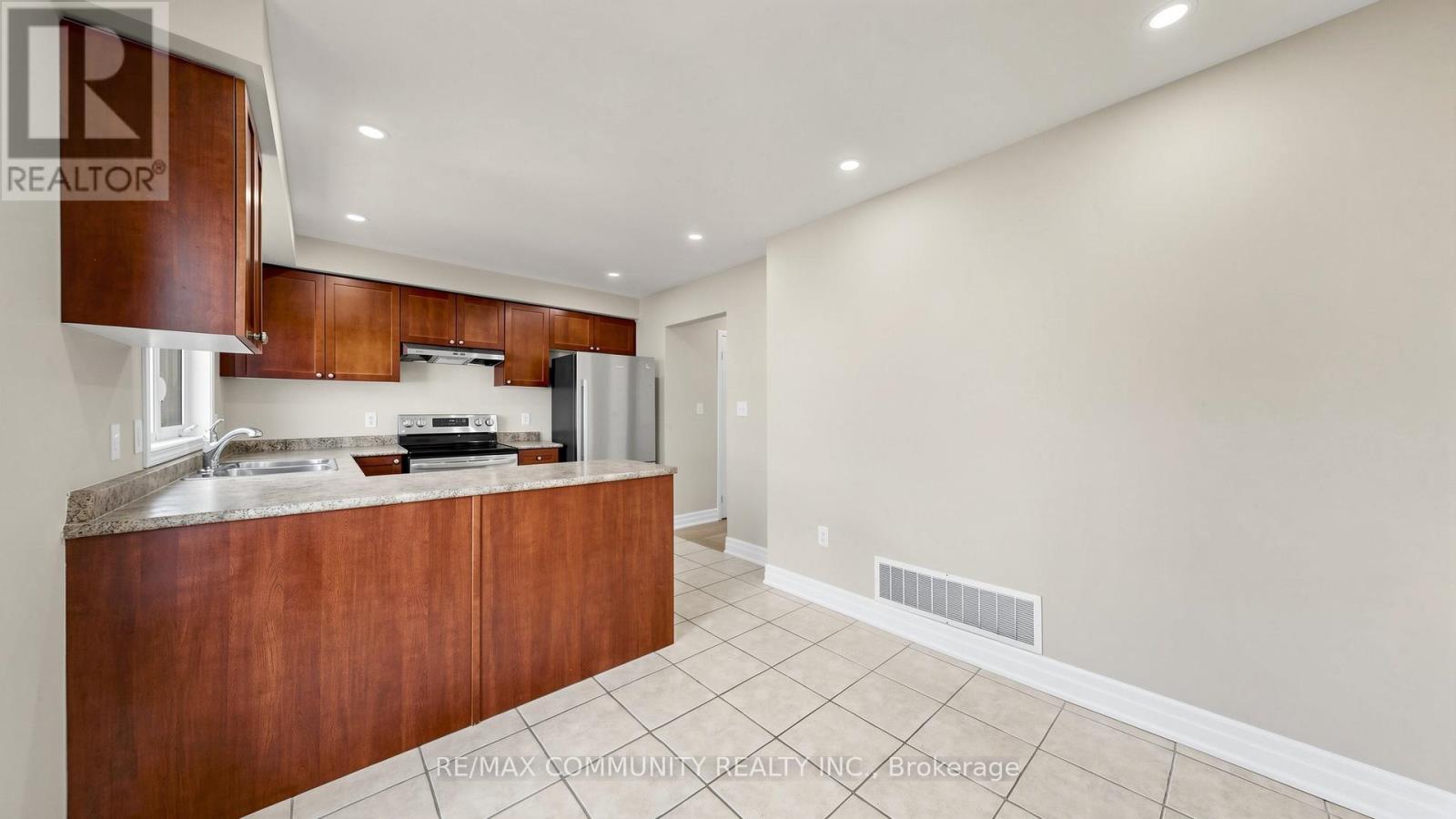 10 Red Fox Place, Toronto, Ontario  M1B 0A8 - Photo 17 - E13224018