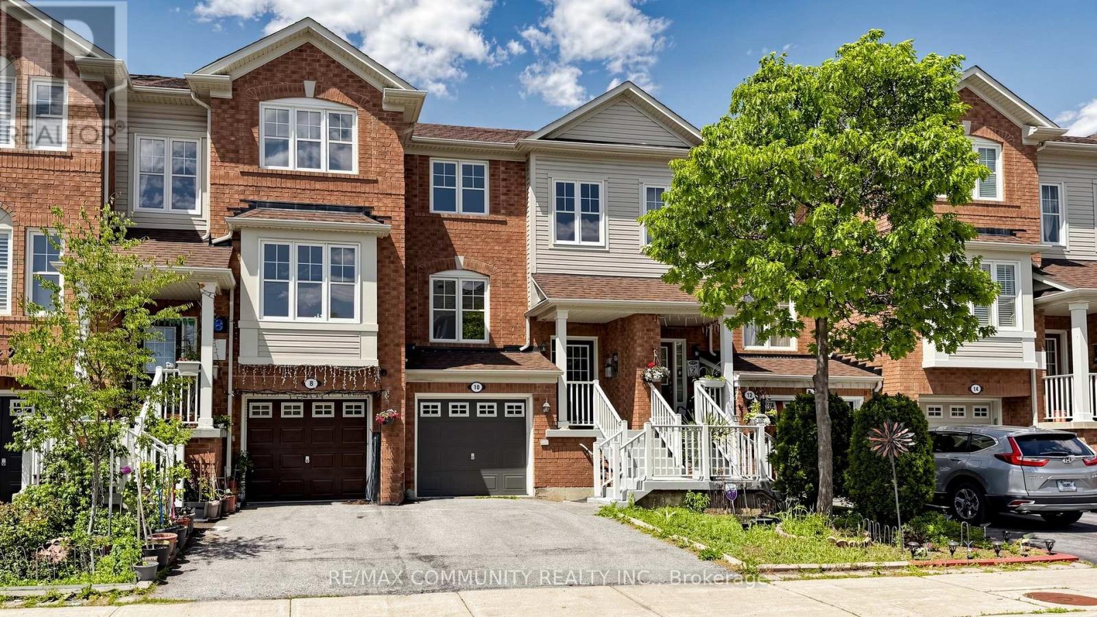10 Red Fox Place, Toronto, Ontario  M1B 0A8 - Photo 2 - E13224018