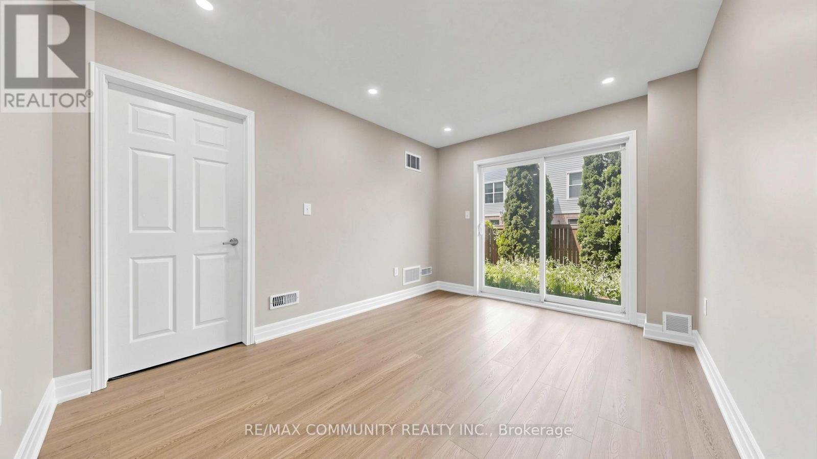 10 Red Fox Place, Toronto, Ontario  M1B 0A8 - Photo 37 - E13224018