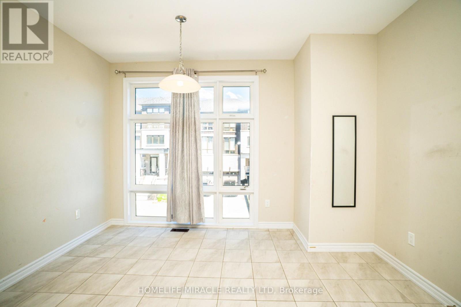 52 Douet Lane, Ajax, Ontario  L1Z 0V4 - Photo 12 - E13224042
