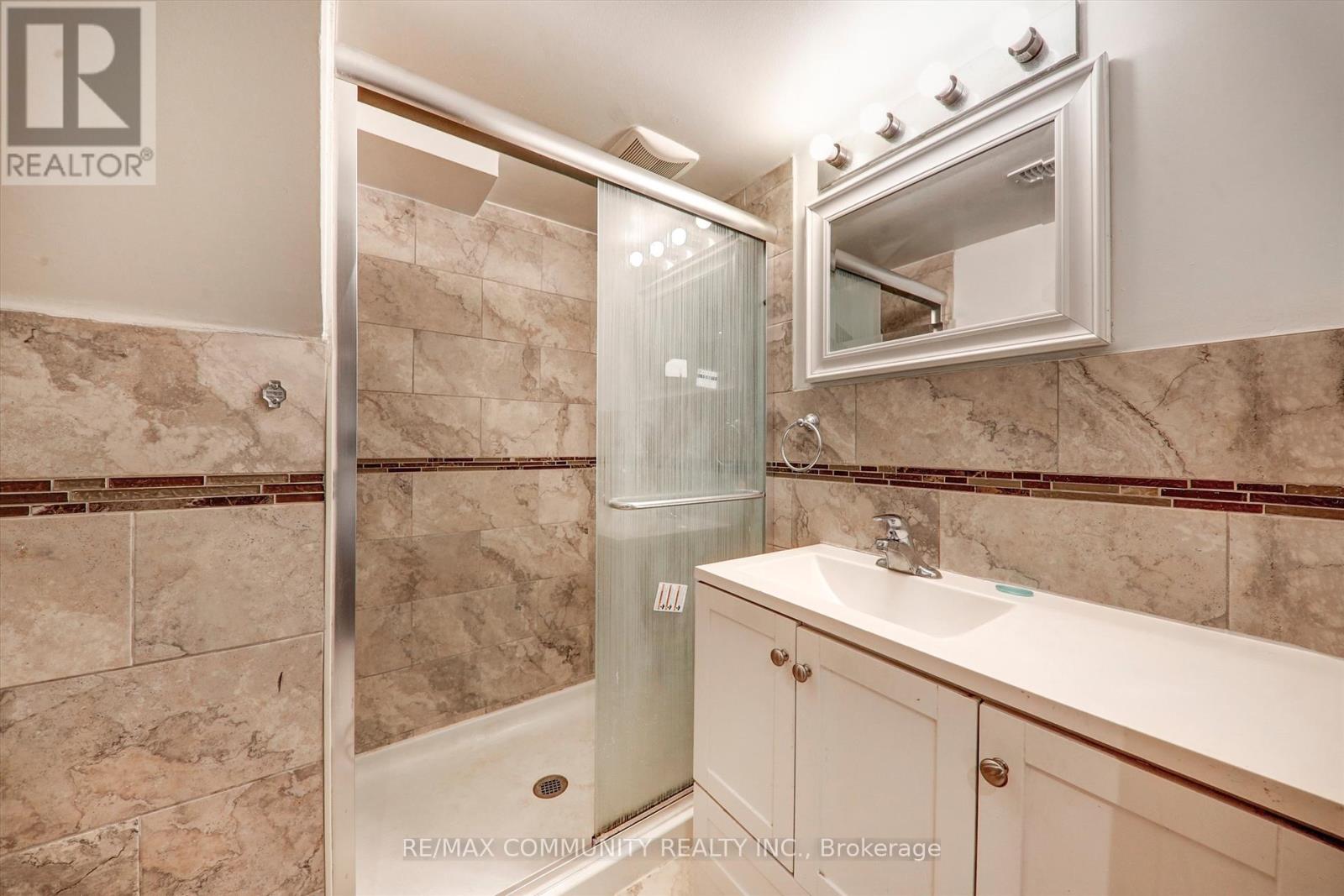 Bsmt - 58 Gully Drive, Toronto, Ontario  M1K 4W4 - Photo 15 - E13224066