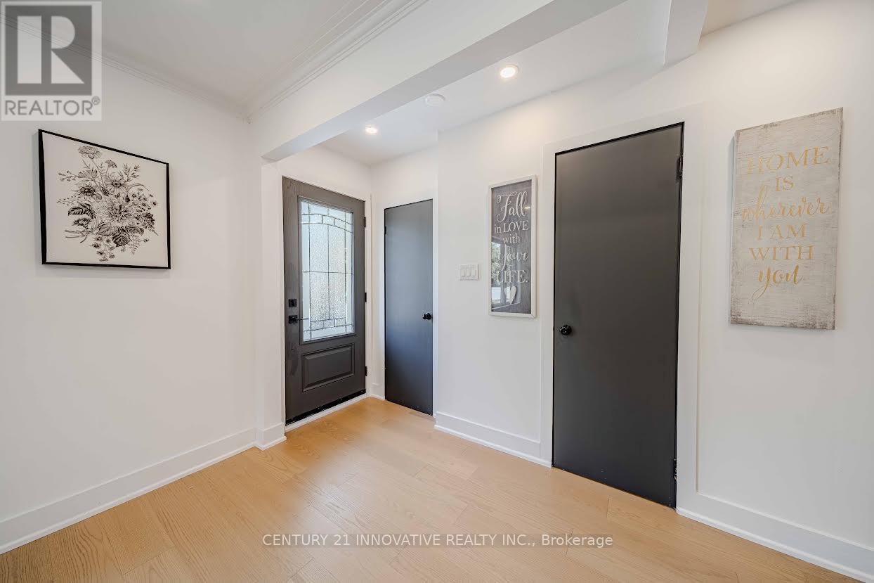 Main Floor - 57 Leahann Drive, Toronto, Ontario  M1P 1B8 - Photo 6 - E13224092