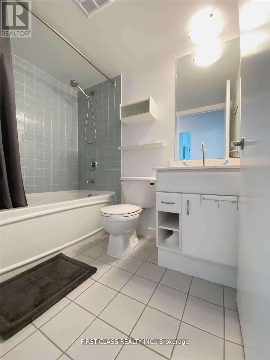 3312 - 38 Lee Centre Drive, Toronto, Ontario  M1H 3J7 - Photo 9 - E13224128