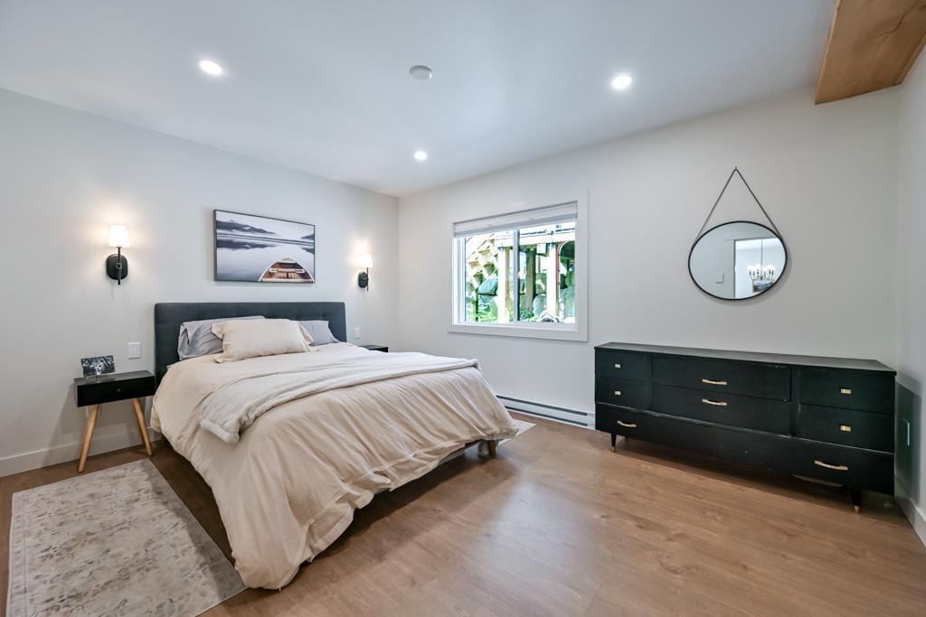 9933 Watt Street, Mission, British Columbia  V2V 0B6 - Photo 11 - R3129985
