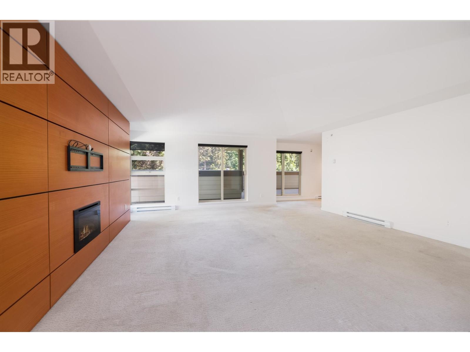 Ph2 2832 Capilano Road, North Vancouver, British Columbia  V7R 4H5 - Photo 10 - R3130318