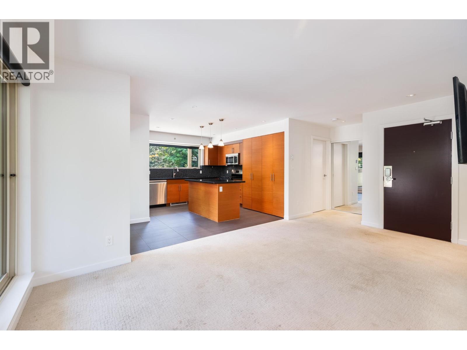 Ph2 2832 Capilano Road, North Vancouver, British Columbia  V7R 4H5 - Photo 15 - R3130318