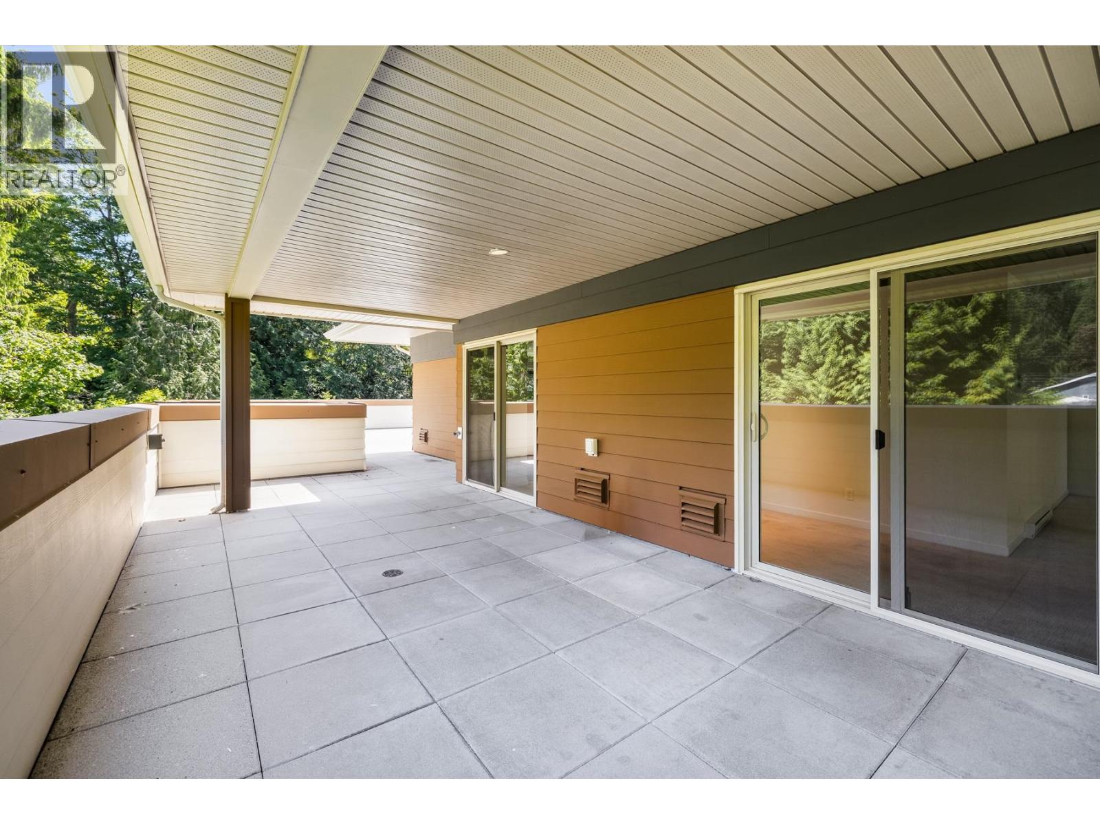 Ph2 2832 Capilano Road, North Vancouver, British Columbia  V7R 4H5 - Photo 18 - R3130318