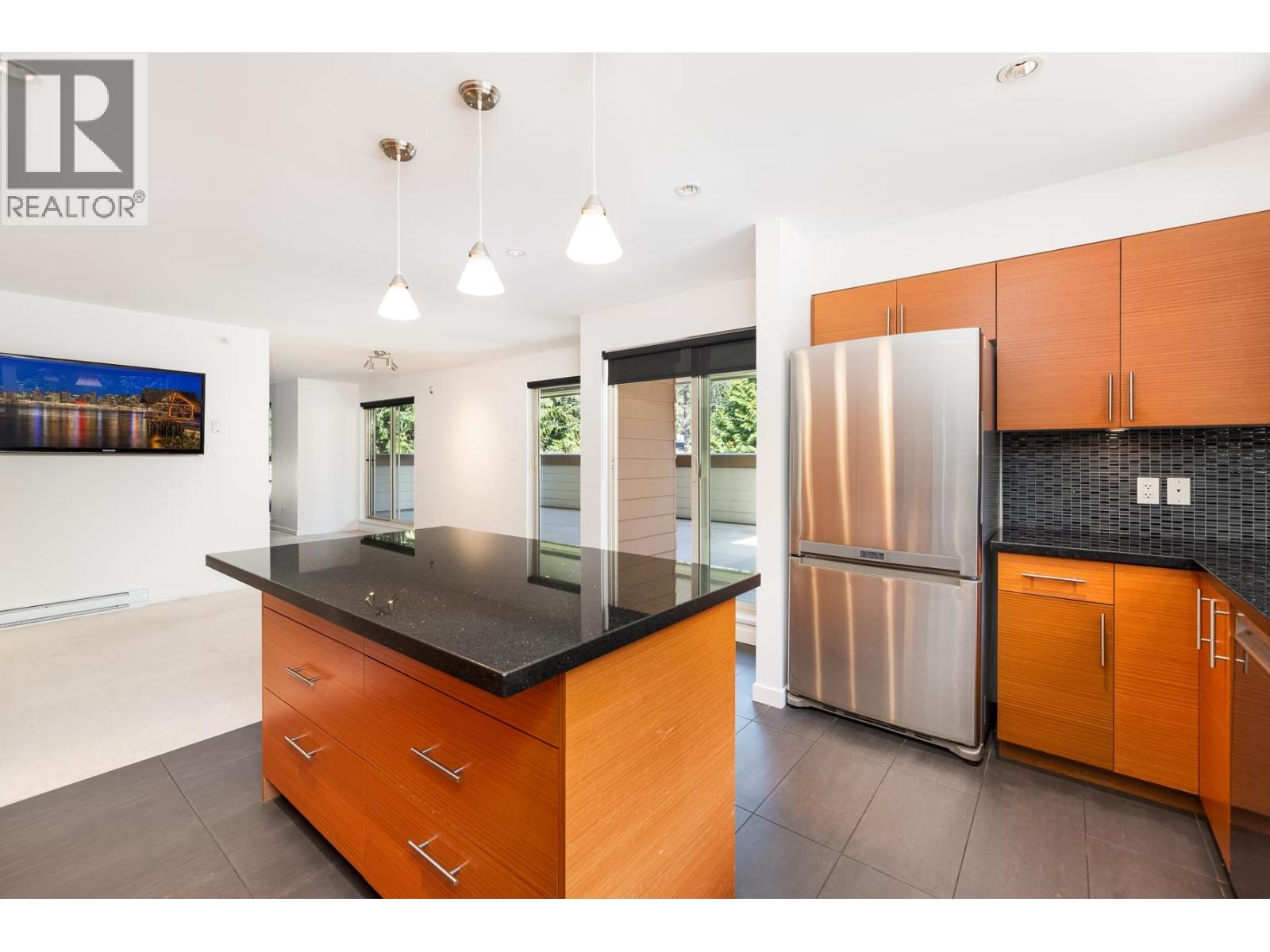 Ph2 2832 Capilano Road, North Vancouver, British Columbia  V7R 4H5 - Photo 22 - R3130318