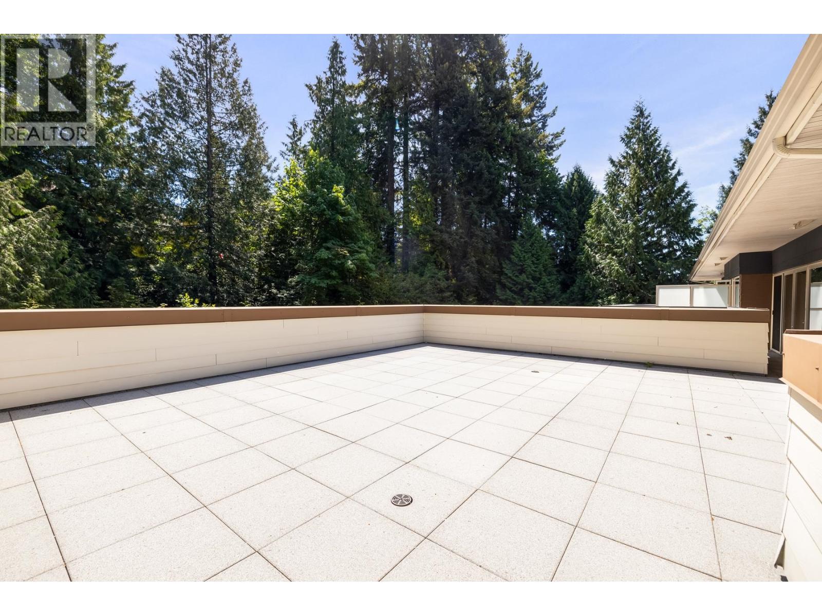 Ph2 2832 Capilano Road, North Vancouver, British Columbia  V7R 4H5 - Photo 34 - R3130318