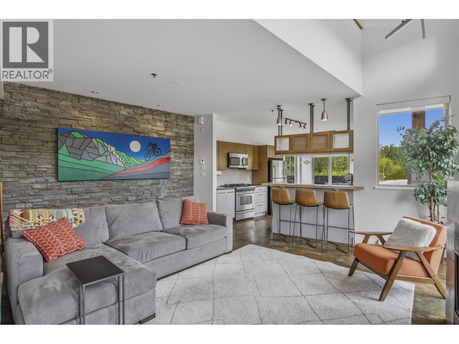 2 40775 Tantalus Road, Squamish, British Columbia  V8B 0N2 - Photo 2 - R3130326