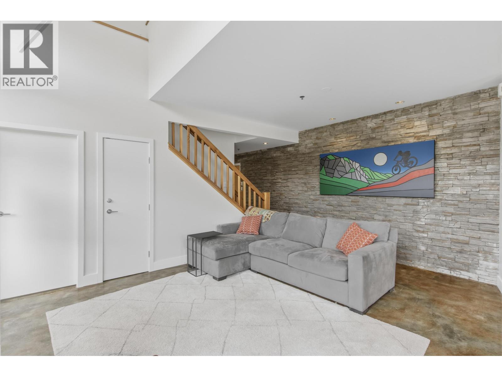 2 40775 Tantalus Road, Squamish, British Columbia  V8B 0N2 - Photo 4 - R3130326