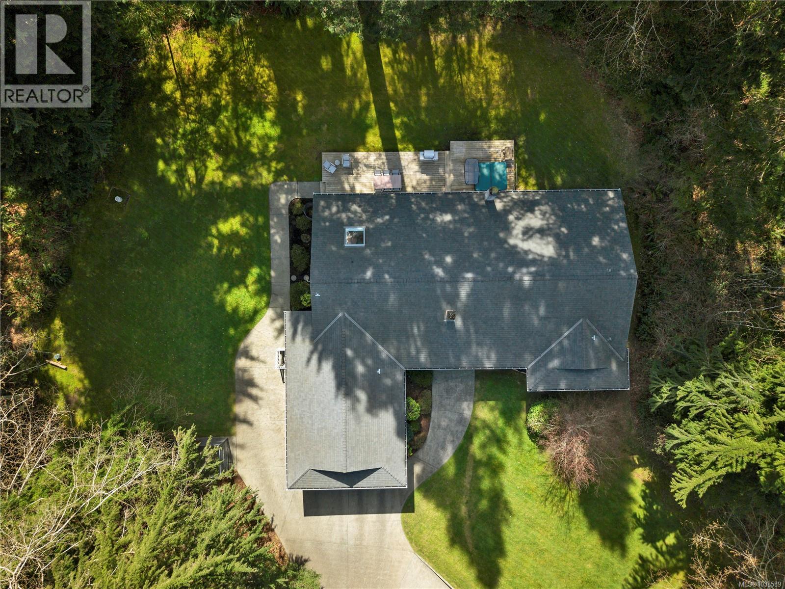 670 Homewood Rd, Campbell River, British Columbia  V9W 3N5 - Photo 3 - 1038589