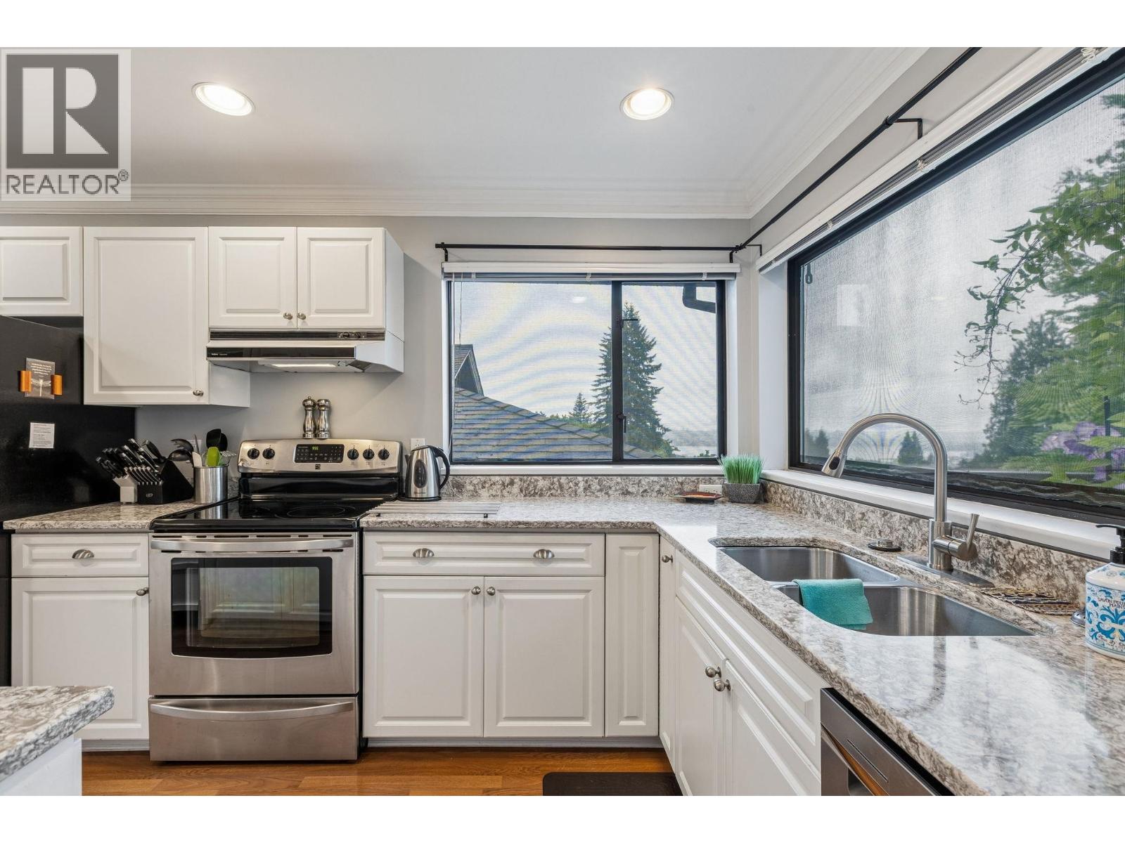 3491 St. Georges Avenue, North Vancouver, British Columbia  V7N 1V7 - Photo 19 - R3130311