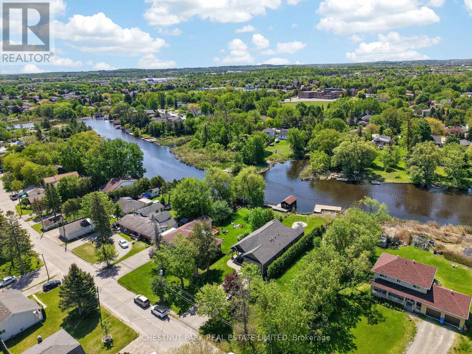 153 Riveredge Drive, Georgina, Ontario  L4P 2P4 - Photo 35 - N13224040