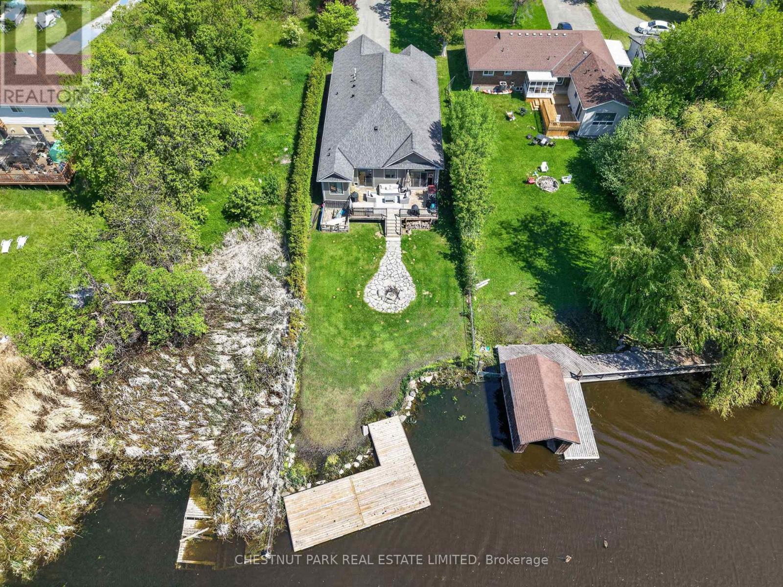 153 Riveredge Drive, Georgina, Ontario  L4P 2P4 - Photo 36 - N13224040