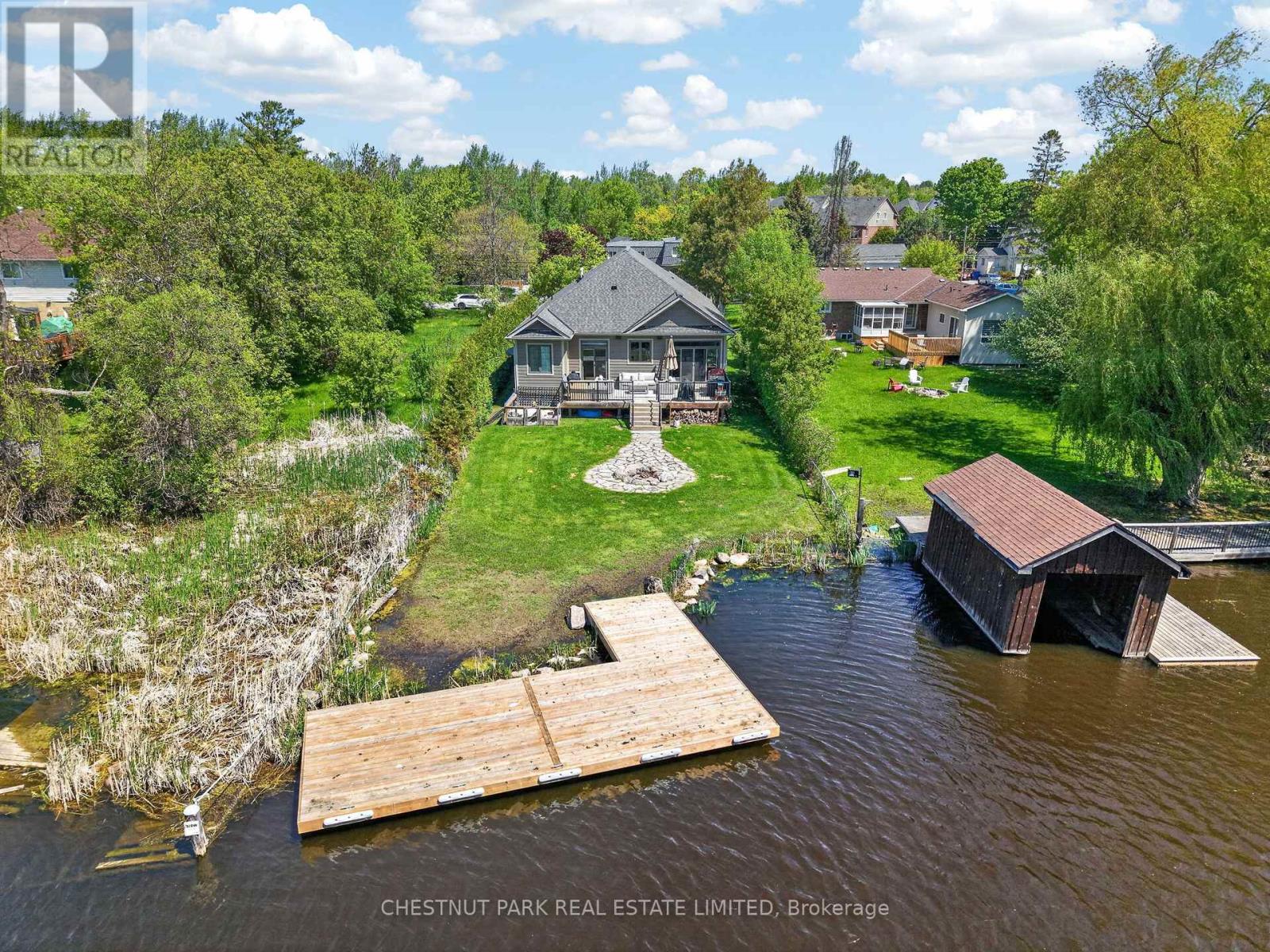 153 Riveredge Drive, Georgina, Ontario  L4P 2P4 - Photo 37 - N13224040